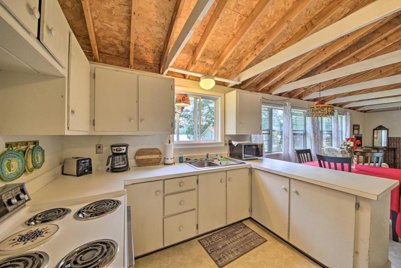 Rustic Retreat Across From Lake Family Friendly! Union Exterior foto